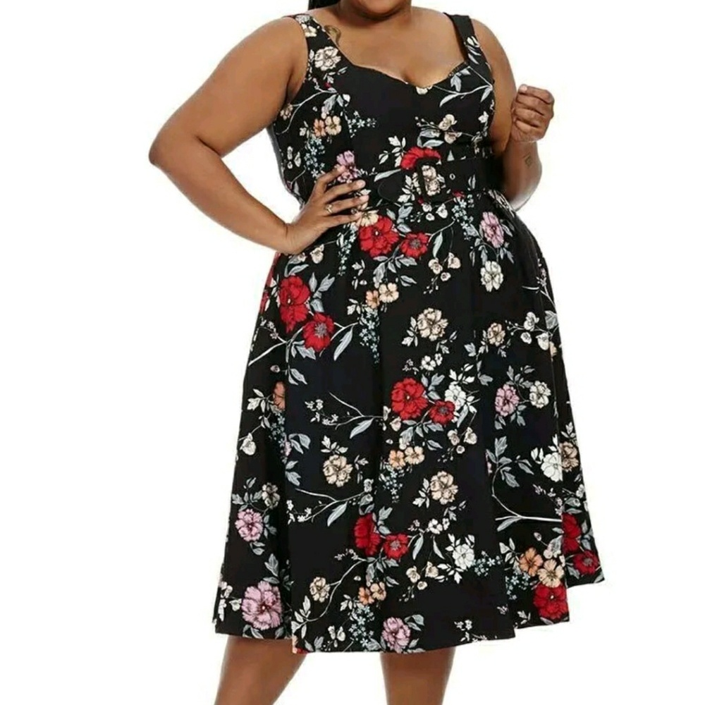 City Chic Pinup Floral Swing Dress